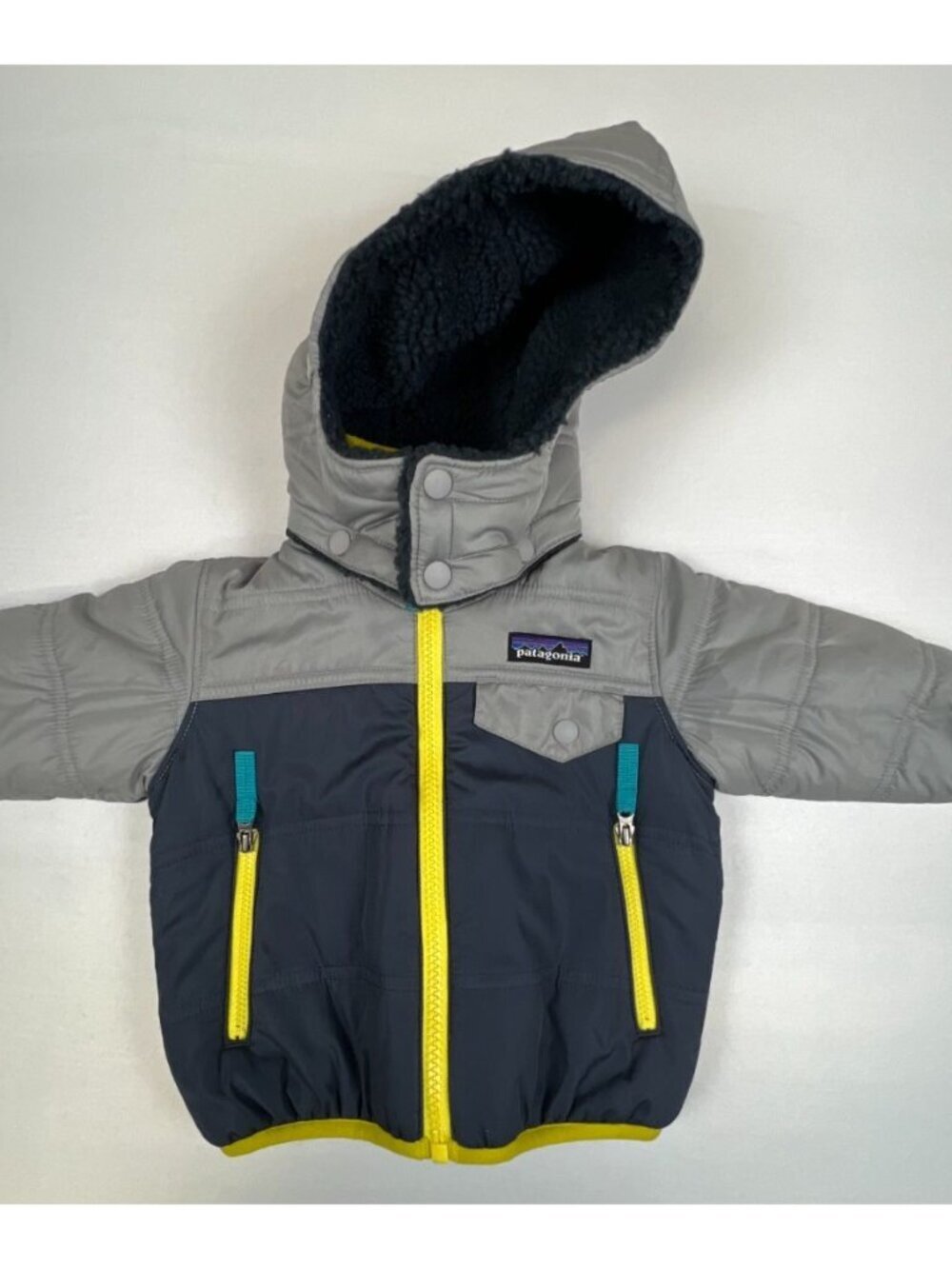 Patagonia Baby 3-6M Reversible Tribbles Hoody Puffer Fleece Jacket Grey Navy